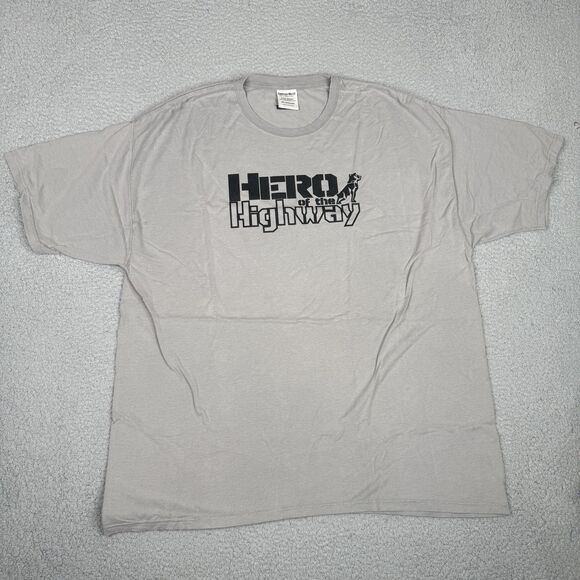 Mack Trucks Shirt Mens XXL Gray Hero Of The Highway Bulldog Tee Ring Spun NWT - Picture 2 of 11